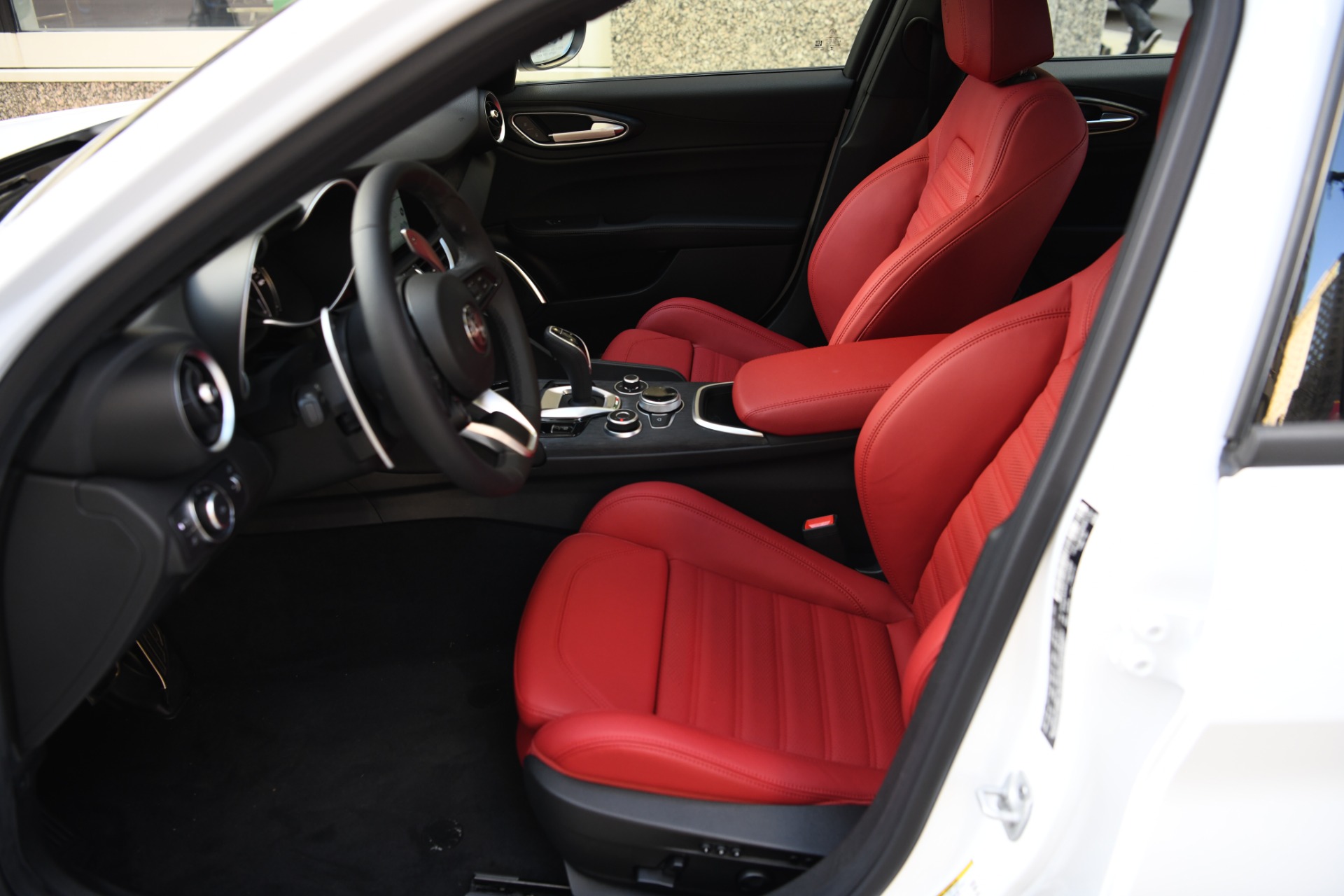 New 2023 Alfa Romeo Giulia Sprint | St. Petersburg, FL