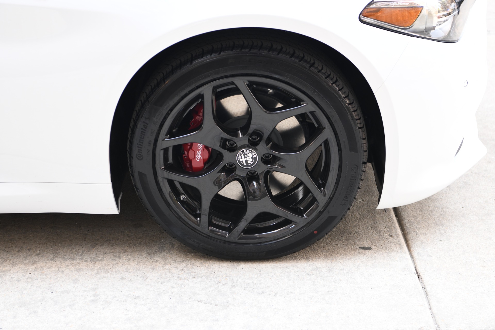 New 2023 Alfa Romeo Giulia Ti | St. Petersburg, FL