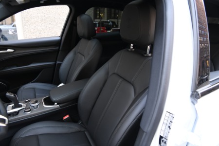 New 2023 Alfa Romeo Stelvio Ti | Chicago, IL