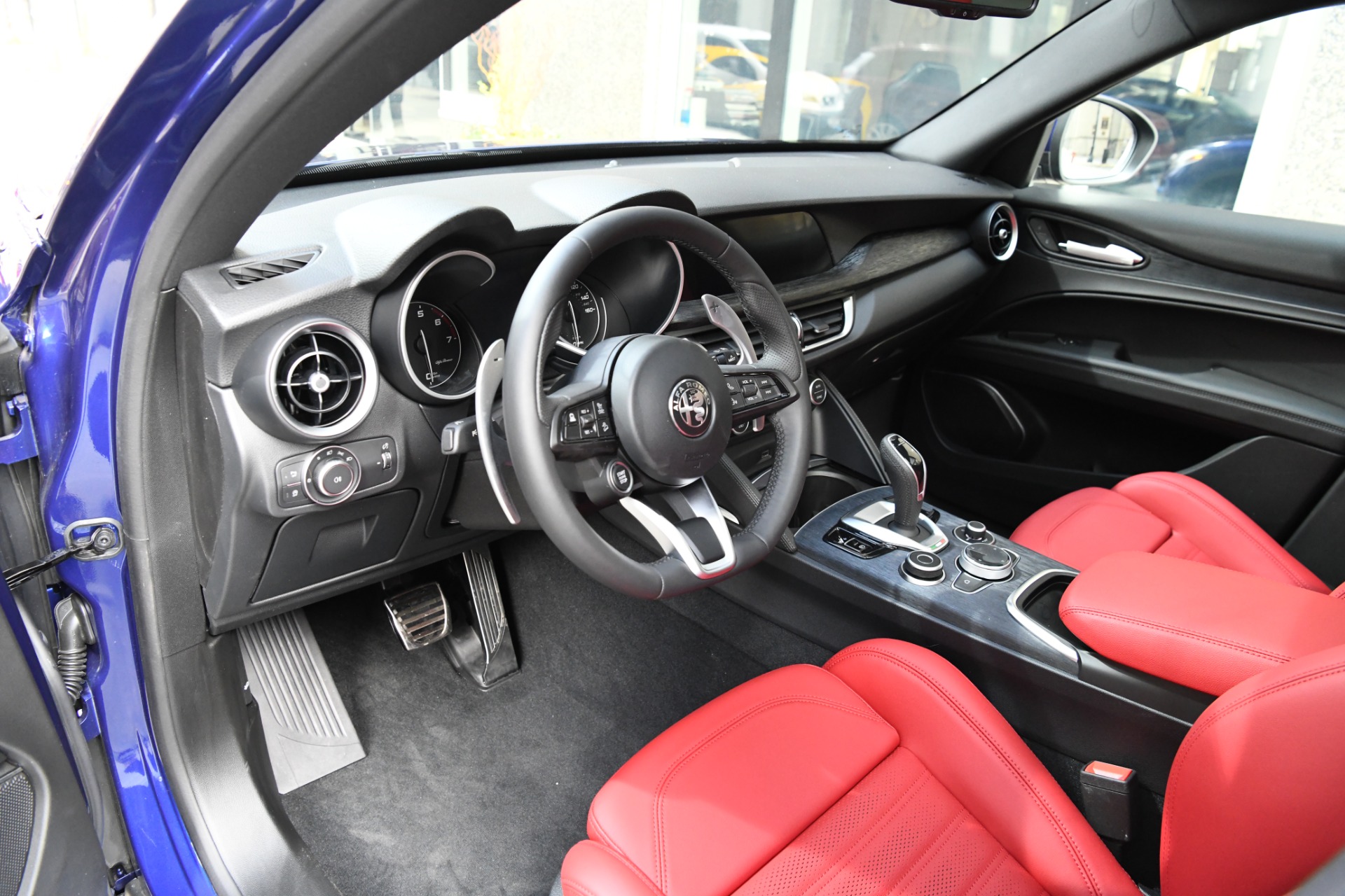 New 2023 Alfa Romeo Stelvio Sprint | St. Petersburg, FL