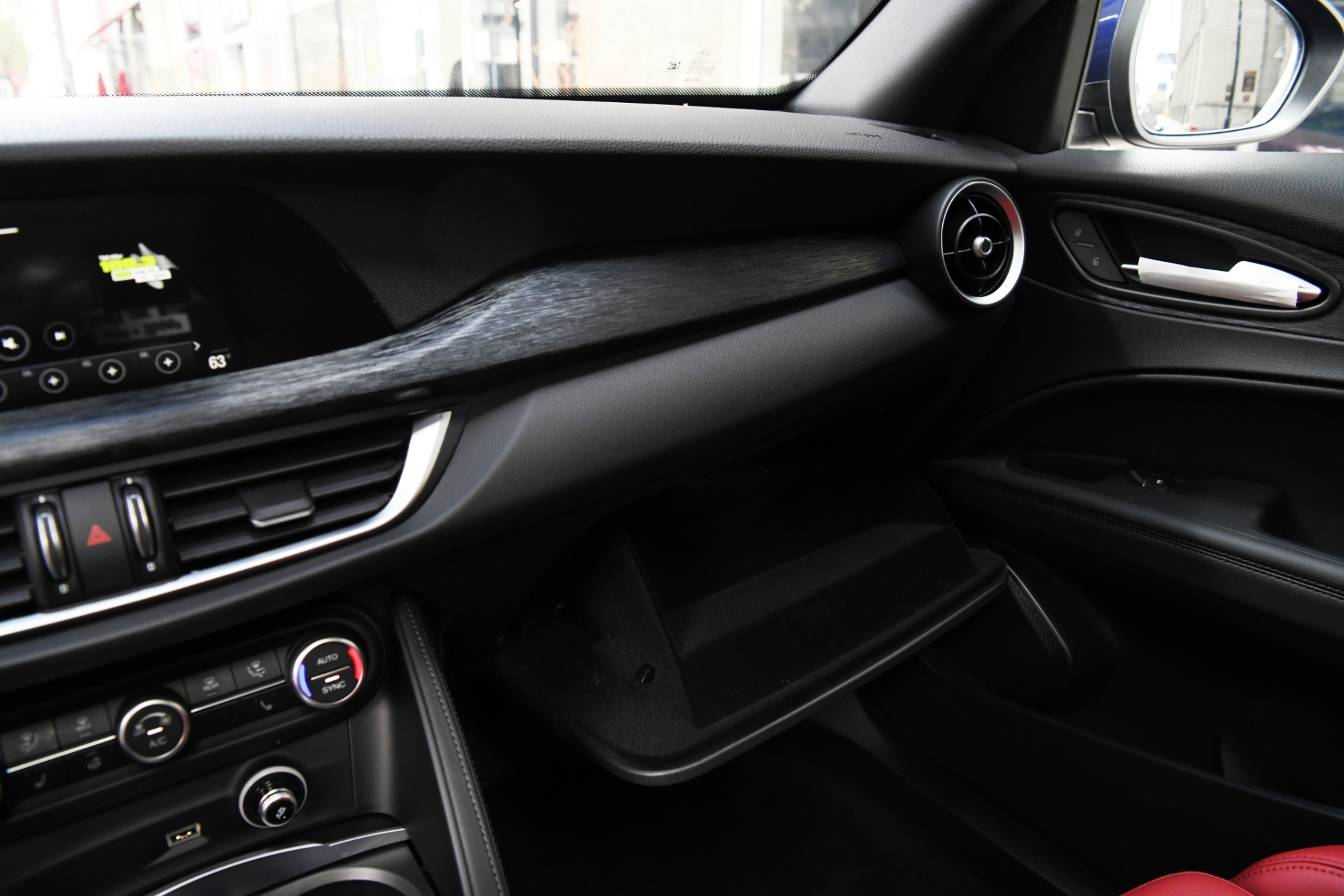New 2023 Alfa Romeo Stelvio Sprint | St. Petersburg, FL