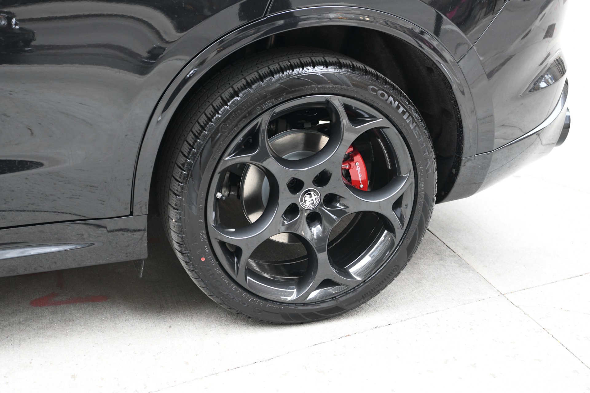 New 2023 Alfa Romeo Stelvio Veloce | St. Petersburg, FL