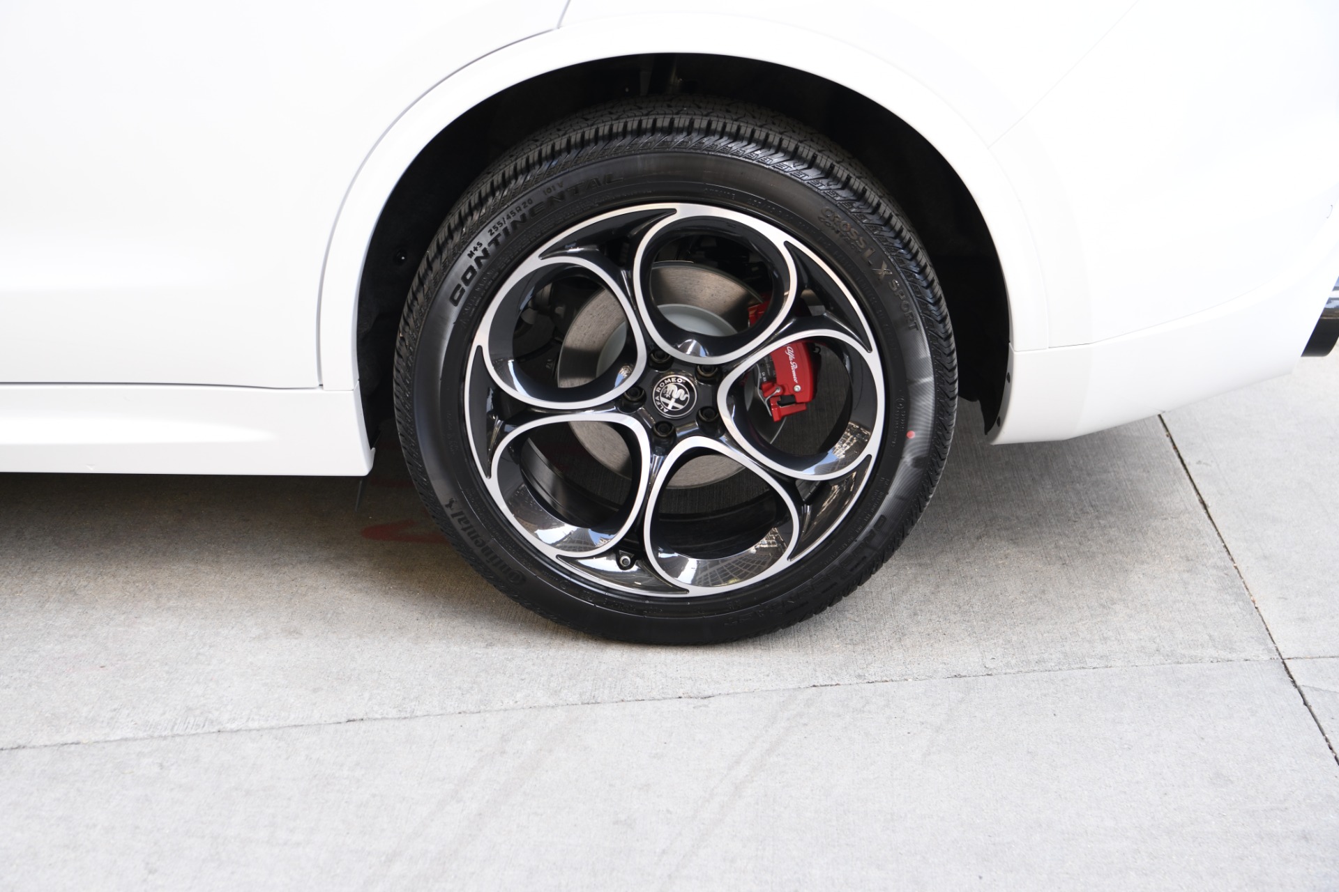 New 2023 Alfa Romeo Stelvio Veloce | St. Petersburg, FL