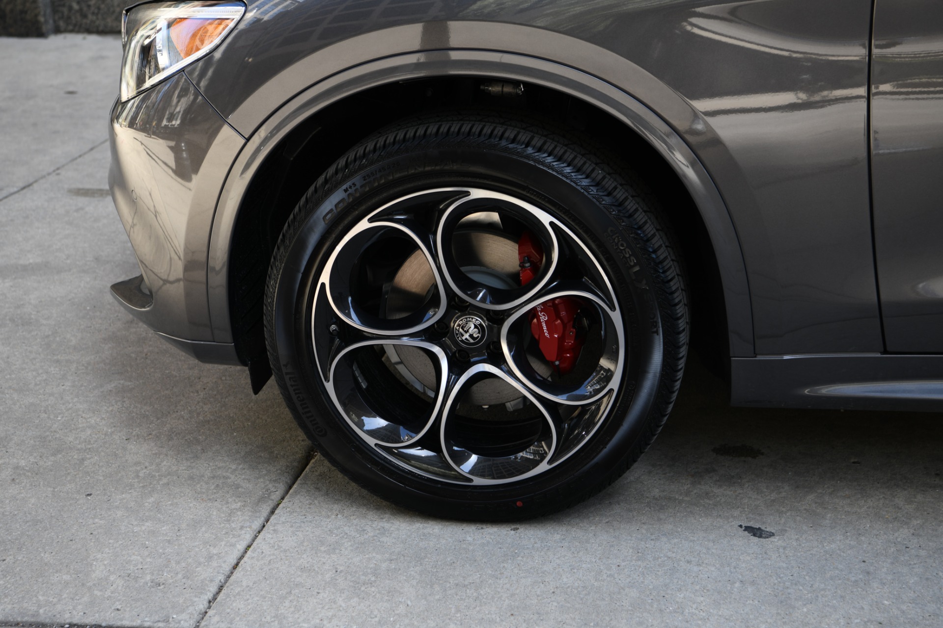 New 2023 Alfa Romeo Stelvio Ti | St. Petersburg, FL
