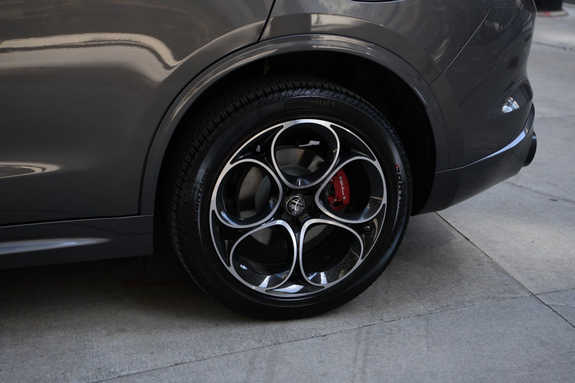 New 2023 Alfa Romeo Stelvio Ti | St. Petersburg, FL