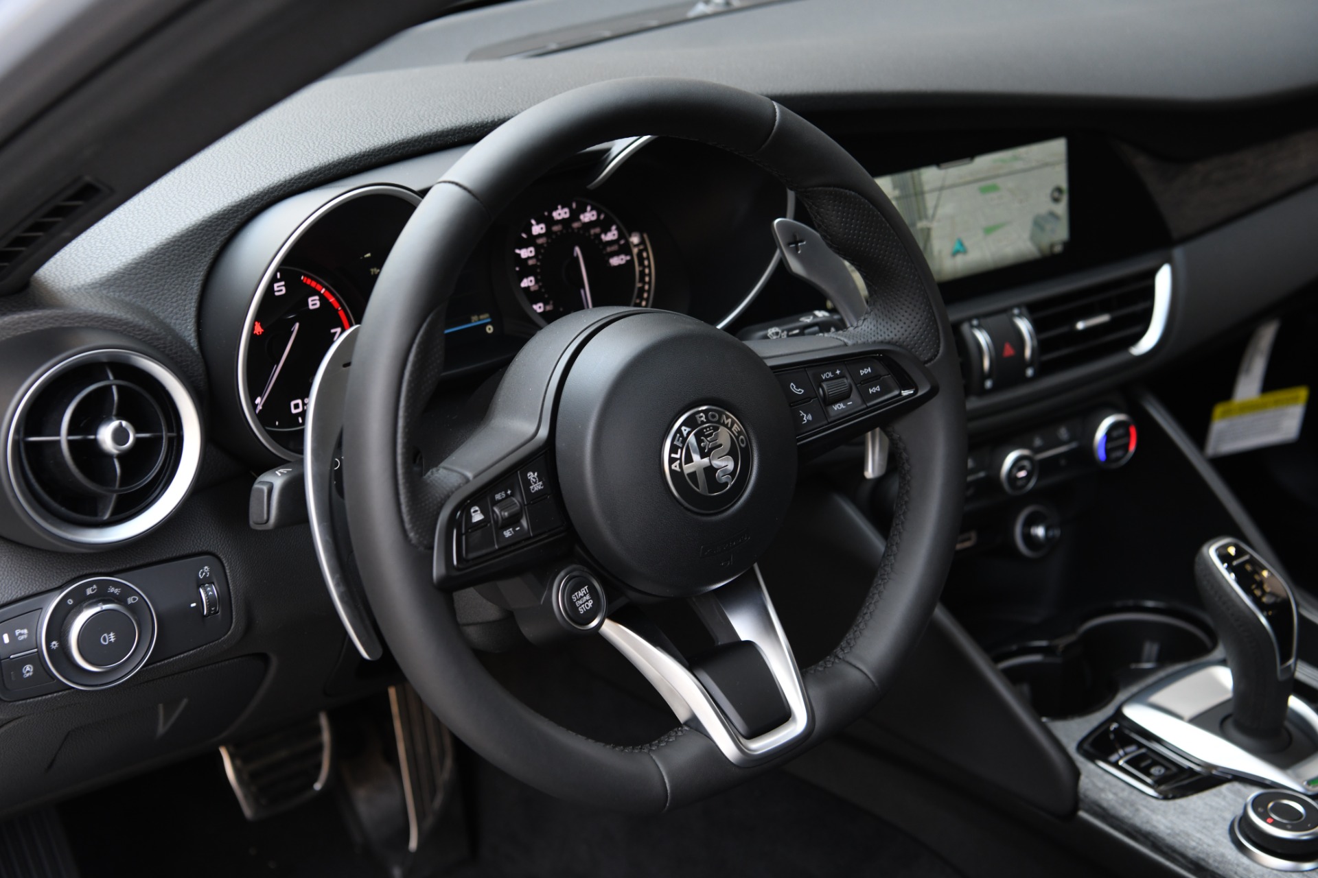 New 2023 Alfa Romeo Giulia Sprint | St. Petersburg, FL