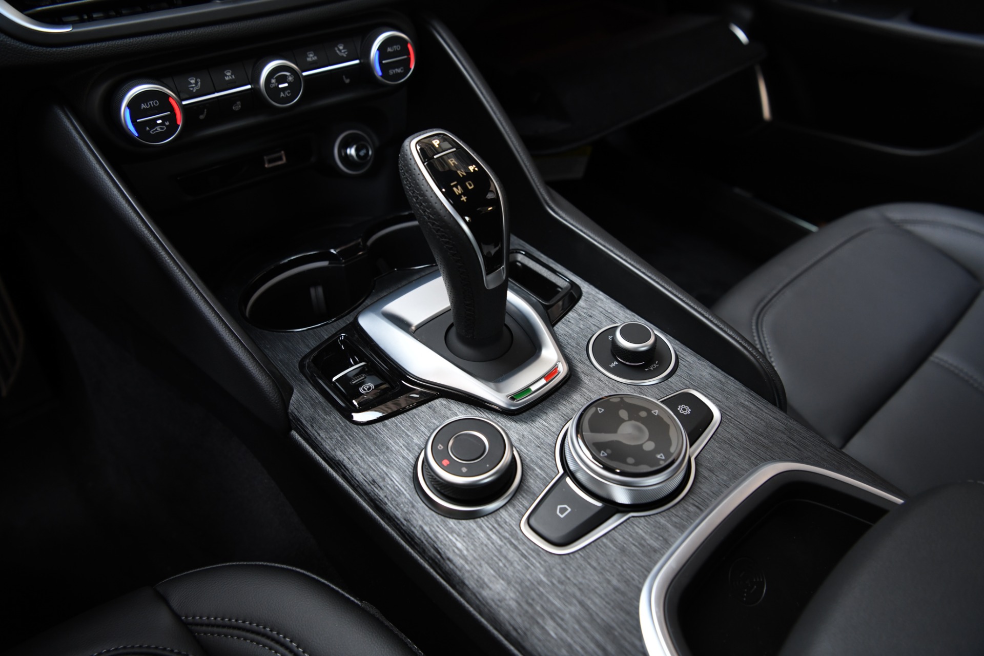 New 2023 Alfa Romeo Giulia Sprint | St. Petersburg, FL