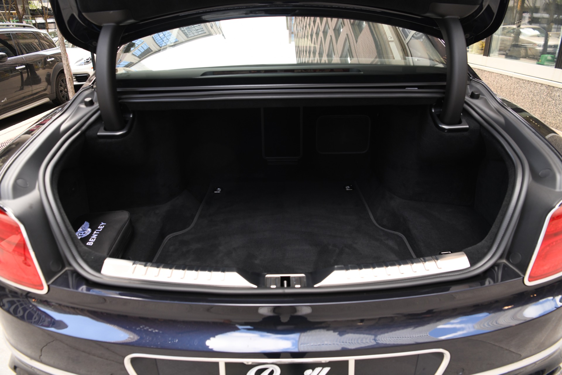Used 2021 Bentley Flying Spur W12 | St. Petersburg, FL