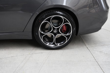 New 2023 Alfa Romeo Giulia Veloce | Chicago, IL