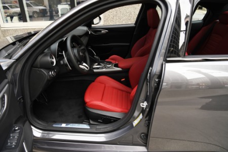 New 2023 Alfa Romeo Giulia Veloce | Chicago, IL