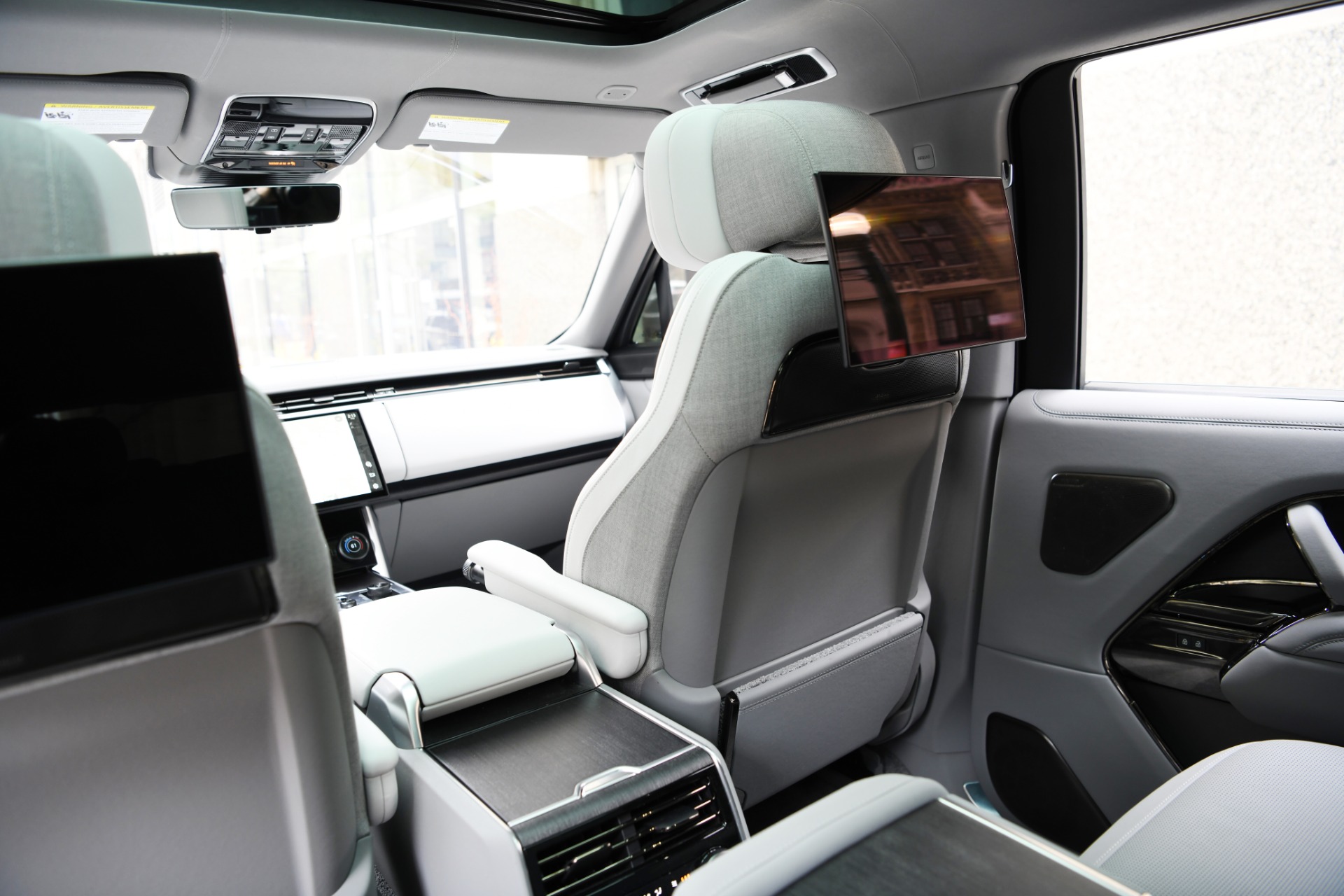 Used 2023 Land Rover Range Rover P530 SV LWB | St. Petersburg, FL