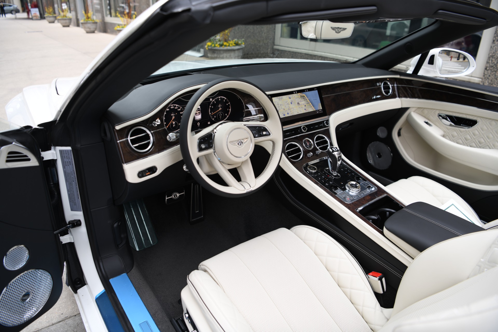 New 2023 Bentley Continental GTC Convertible GTC Azure V8 | St. Petersburg, FL
