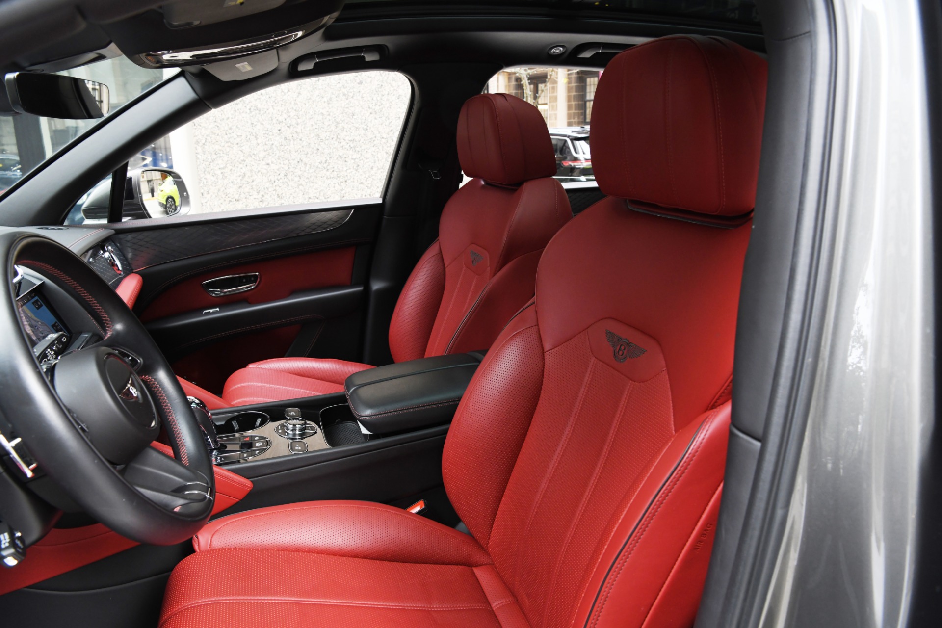 Used 2021 Bentley Bentayga V8 | St. Petersburg, FL