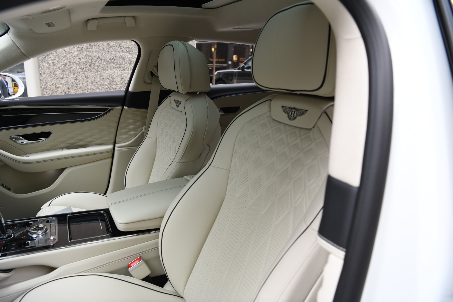 New 2023 Bentley Flying Spur Azure V8 | St. Petersburg, FL