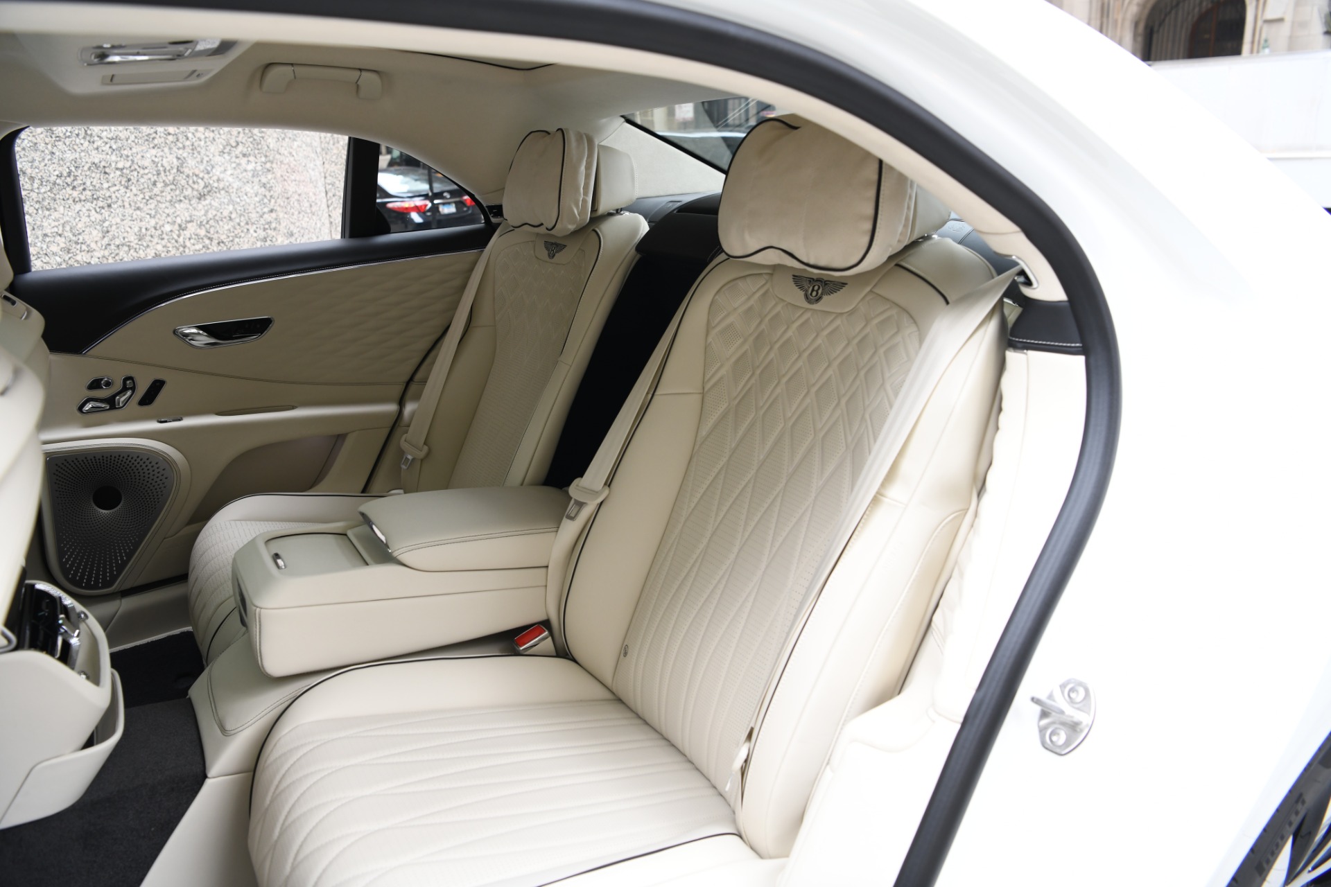 New 2023 Bentley Flying Spur Azure V8 | St. Petersburg, FL