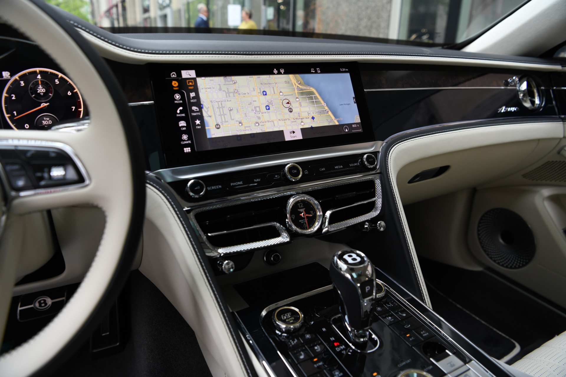 New 2023 Bentley Flying Spur Azure V8 | St. Petersburg, FL