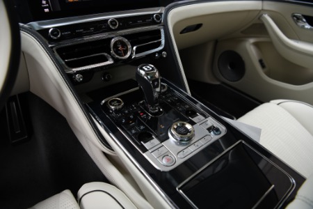 New 2023 Bentley Flying Spur Azure V8 | Chicago, IL