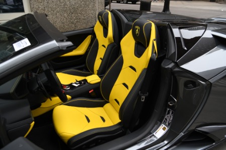 Used 2023 Lamborghini Huracan Spyder LP 610-4 EVO Spyder | Chicago, IL