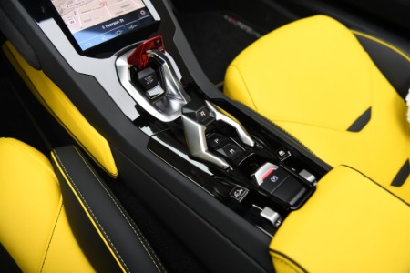 Used 2023 Lamborghini Huracan Spyder LP 610-4 EVO Spyder | Chicago, IL