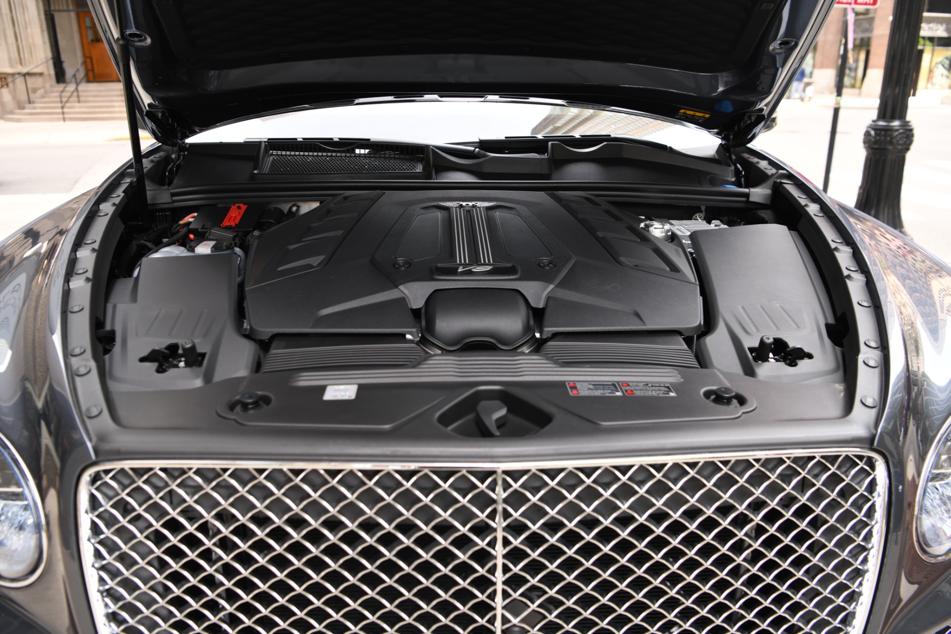 New 2023 Bentley Bentayga Azure V8 | Chicago, IL
