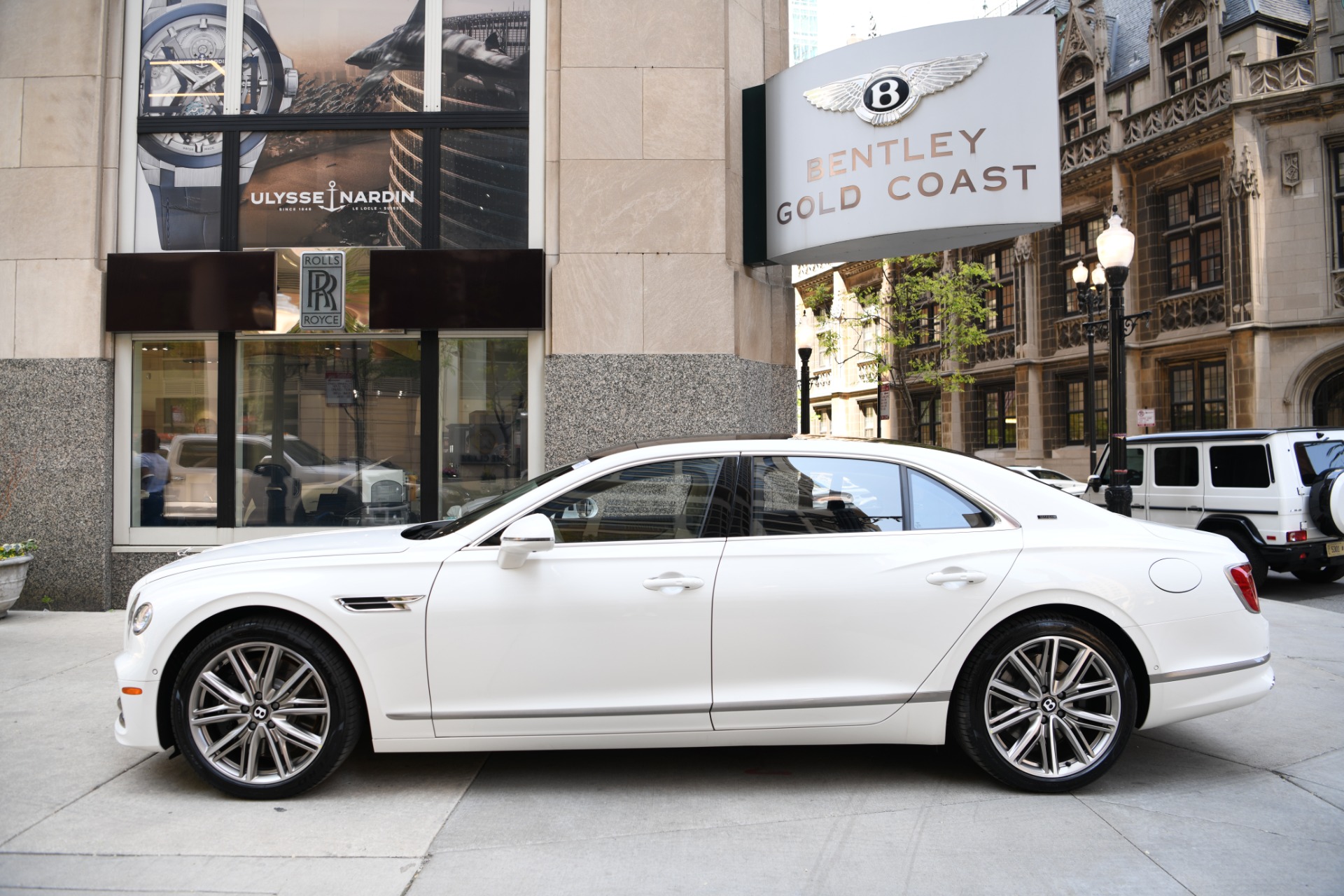 New 2023 Bentley Flying Spur Hybrid | Chicago, IL