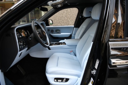 New 2023 Rolls-Royce Black Badge Cullinan  | Chicago, IL