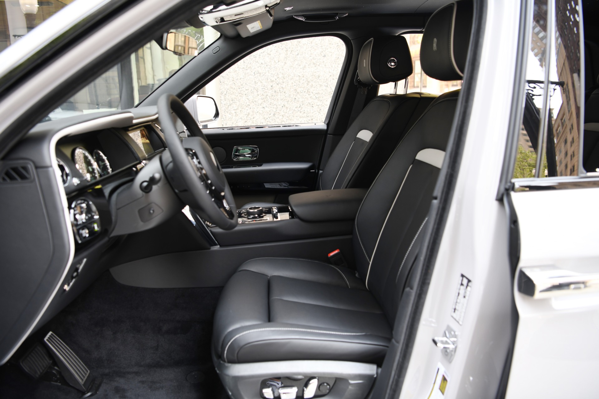 New 2023 Rolls-Royce Cullinan | St. Petersburg, FL