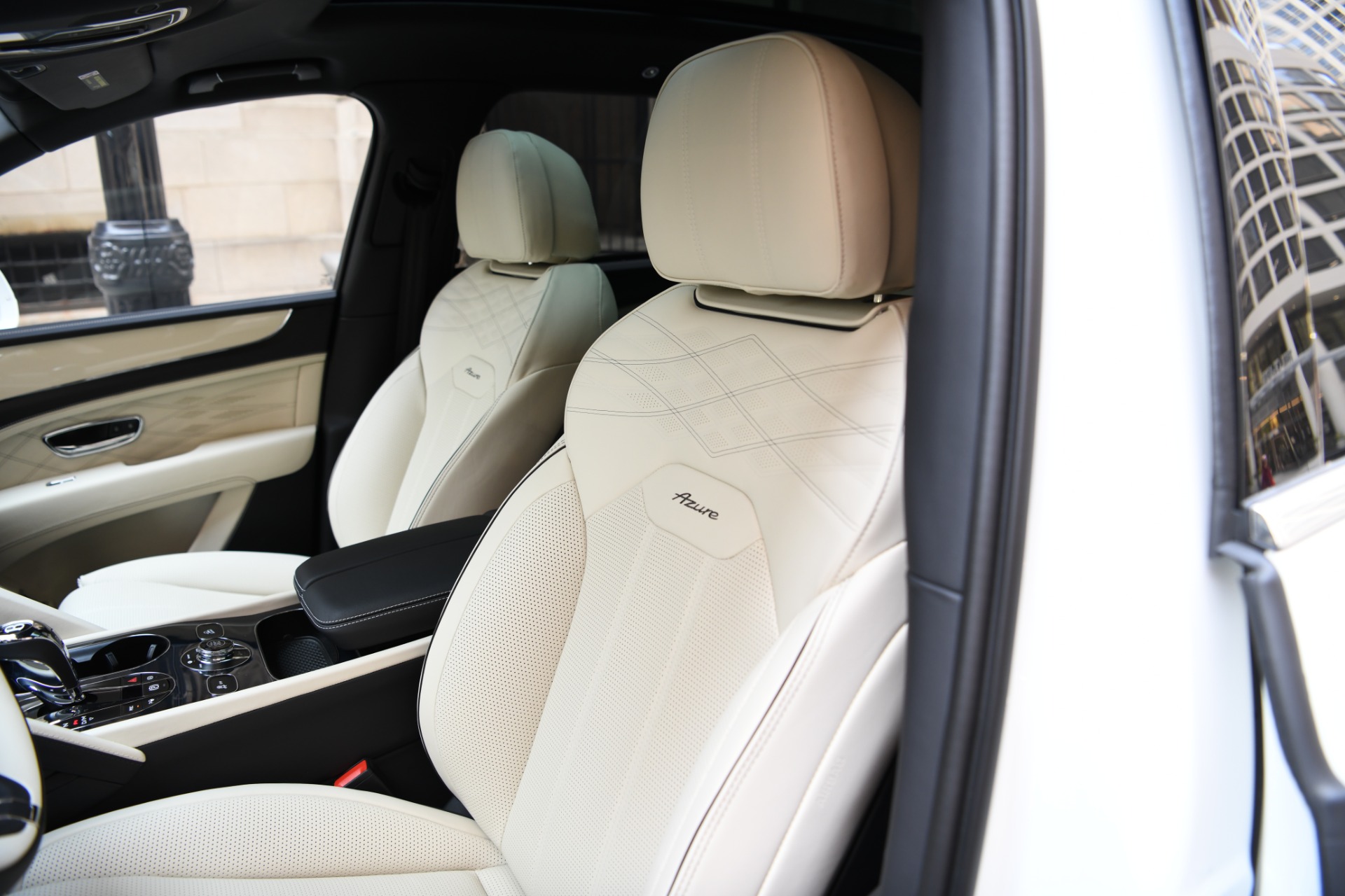 New 2023 Bentley Bentayga EWB Azure V8 | St. Petersburg, FL