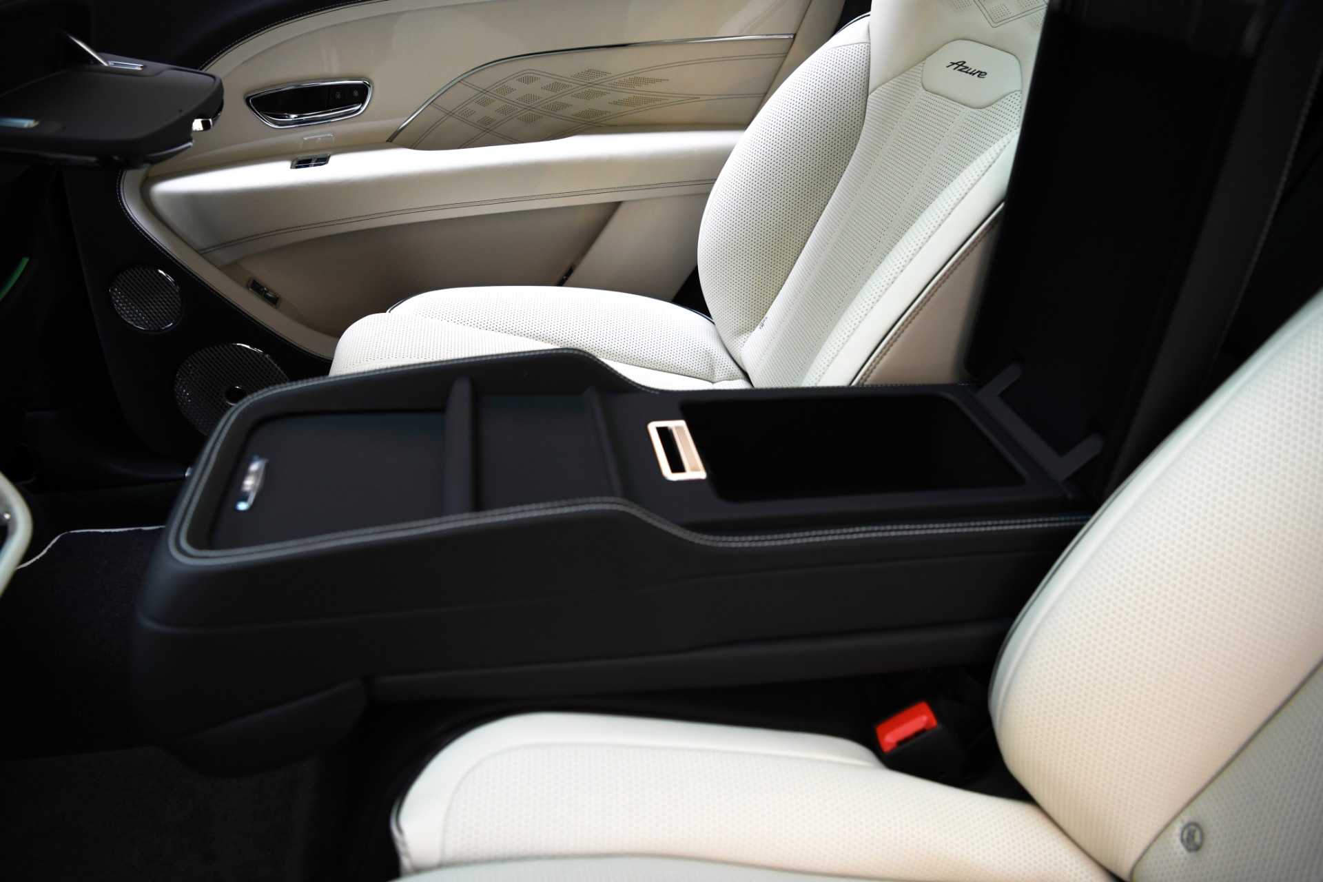 New 2023 Bentley Bentayga EWB Azure V8 | St. Petersburg, FL