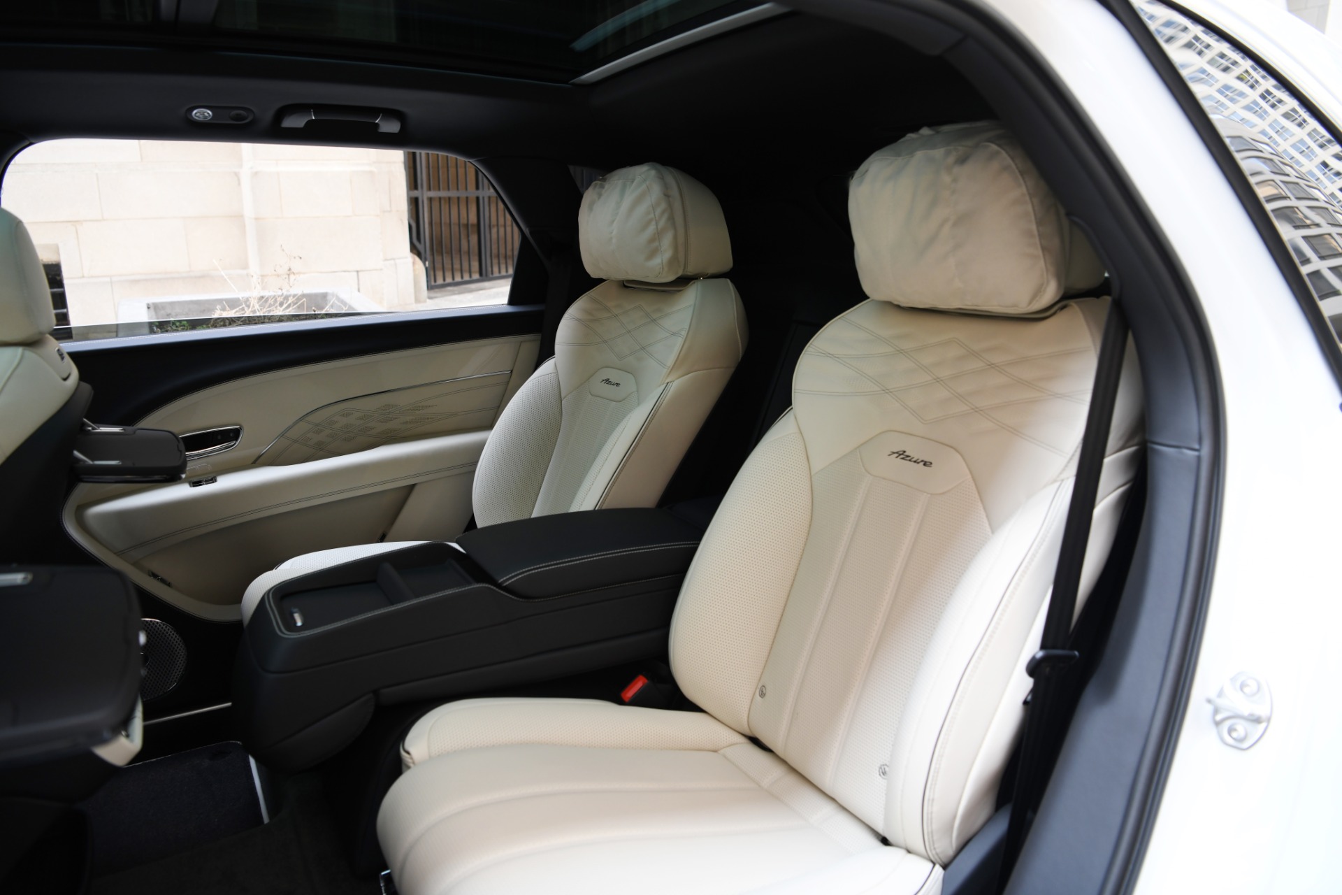 New 2023 Bentley Bentayga EWB Azure V8 | St. Petersburg, FL