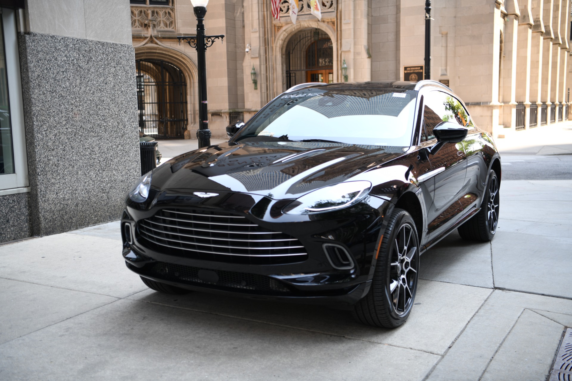 Used 2021 Aston Martin DBX | St. Petersburg, FL