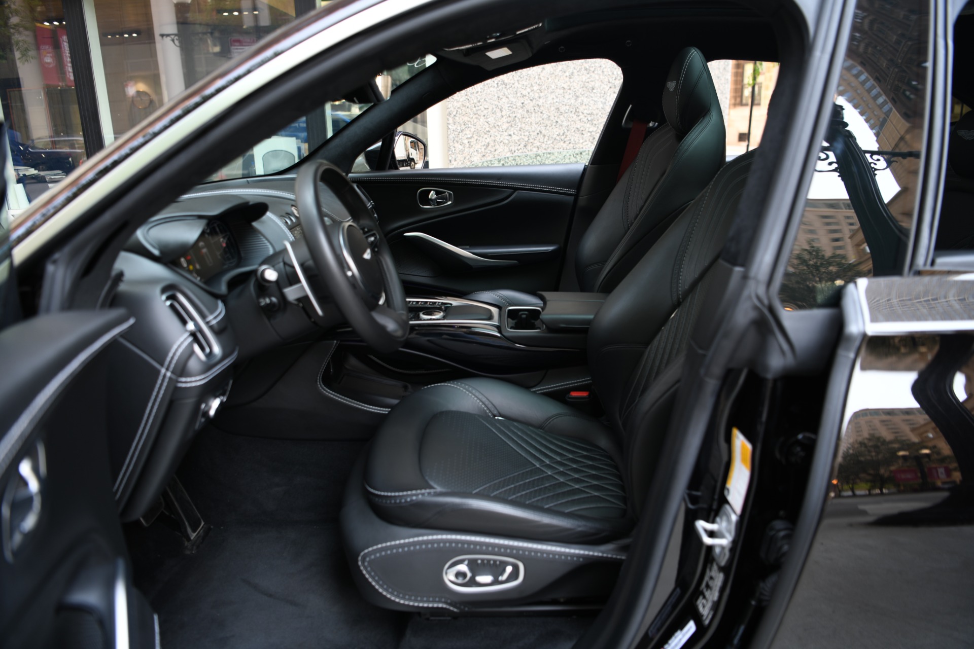 Used 2021 Aston Martin DBX | St. Petersburg, FL