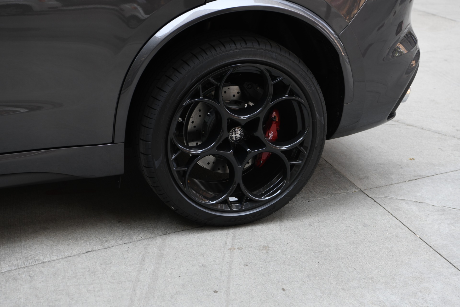 New 2023 Alfa Romeo Stelvio Quadrifoglio Quadrifoglio | St. Petersburg, FL