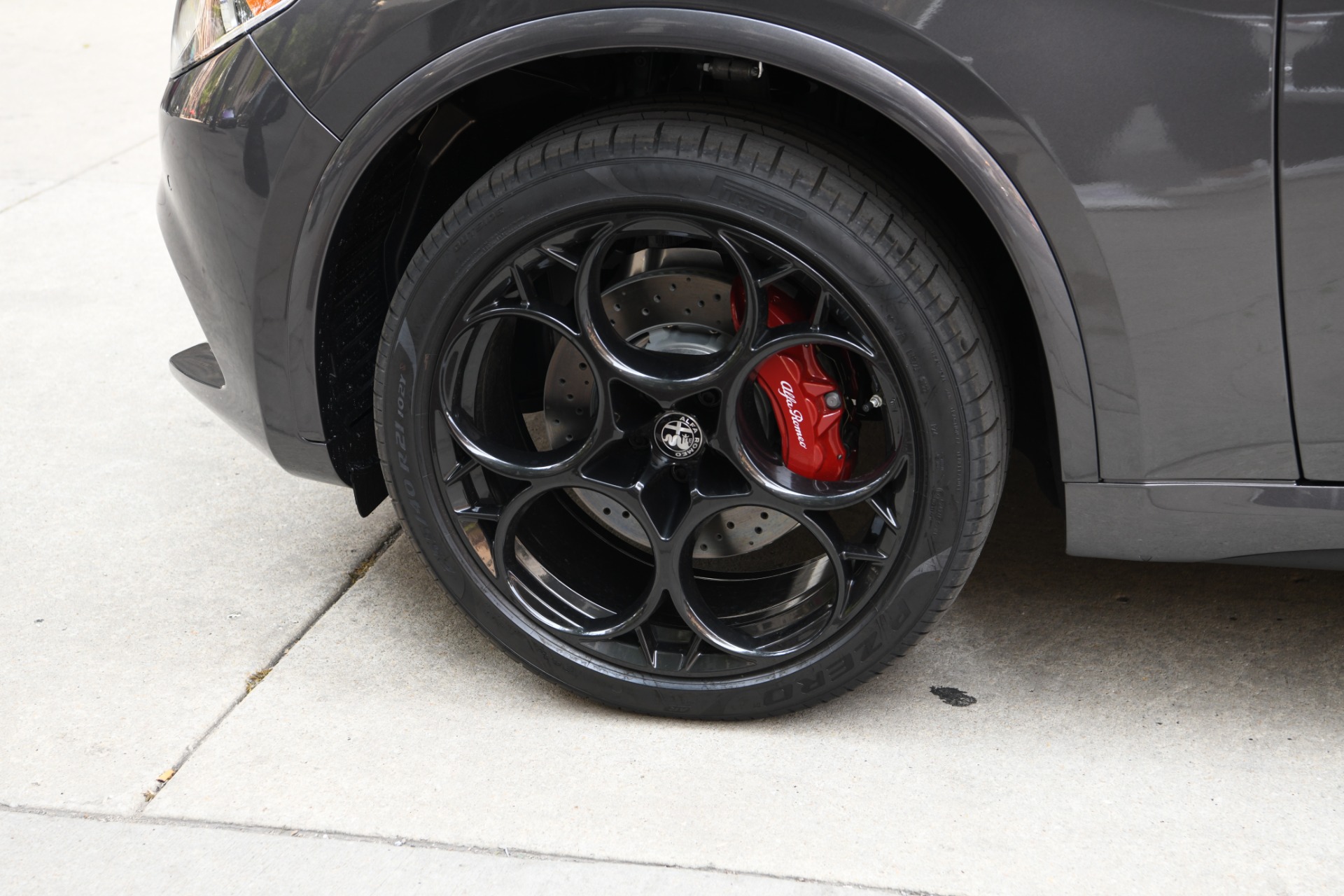 New 2023 Alfa Romeo Stelvio Quadrifoglio Quadrifoglio | St. Petersburg, FL