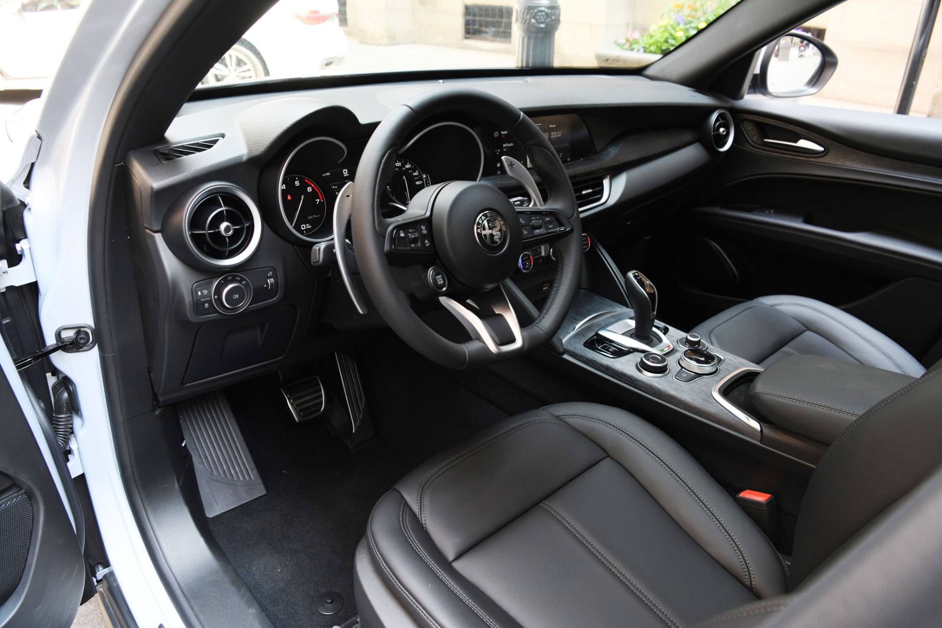 New 2023 Alfa Romeo Stelvio Sprint | St. Petersburg, FL