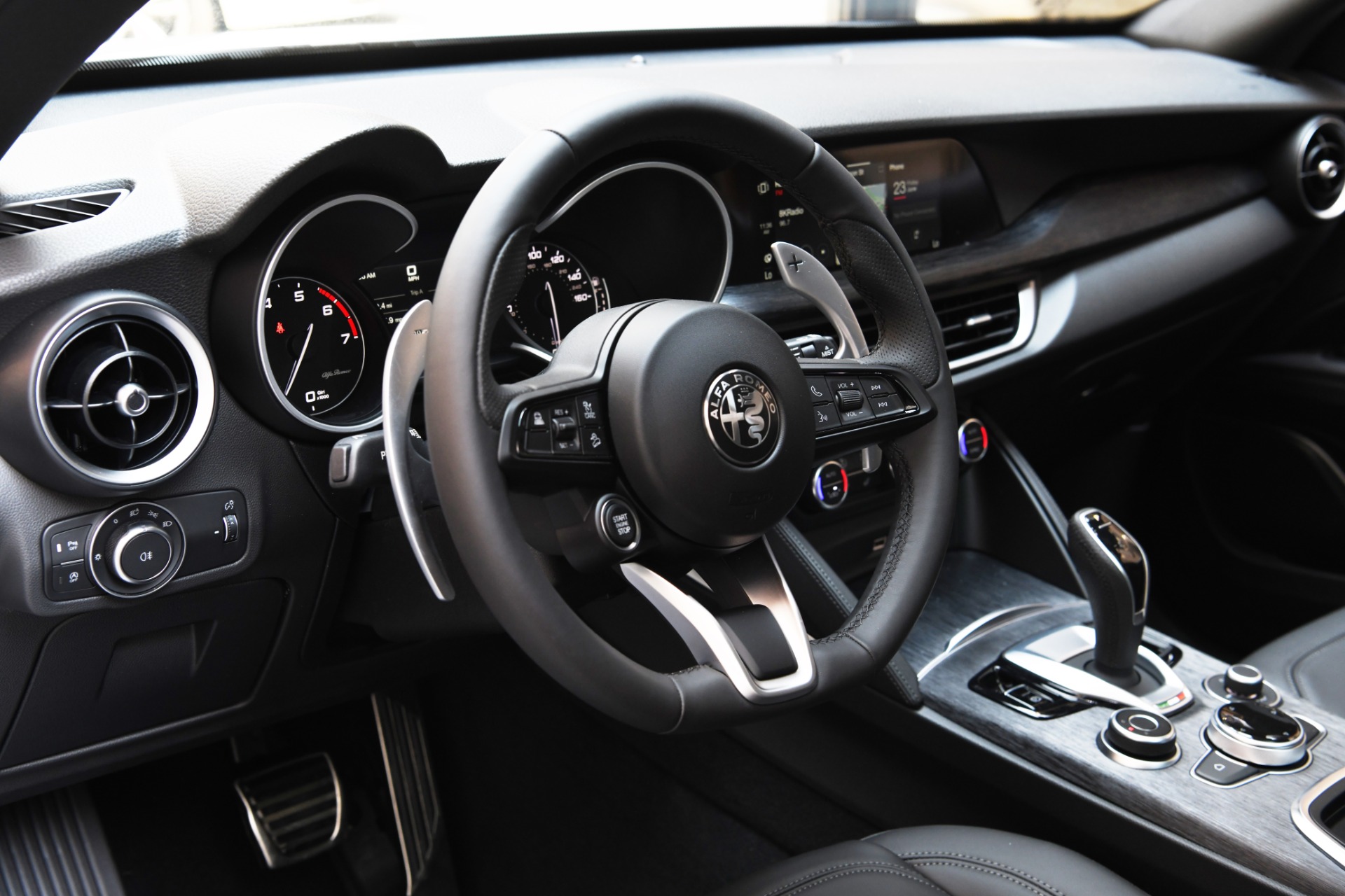 New 2023 Alfa Romeo Stelvio Sprint | St. Petersburg, FL
