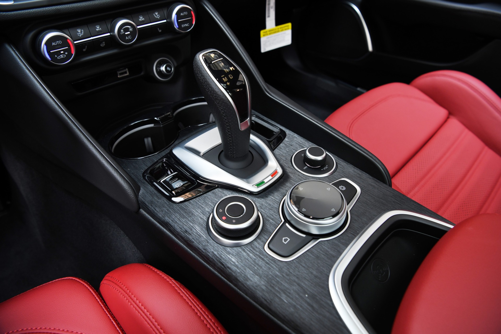 New 2023 Alfa Romeo Giulia Sprint | St. Petersburg, FL