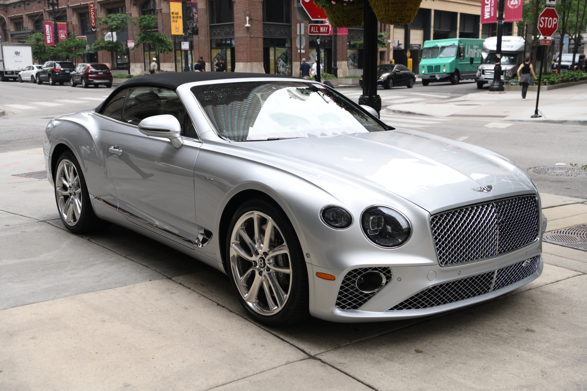 New 2023 Bentley Continental GTC Convertible GTC Azure V8 | St. Petersburg, FL