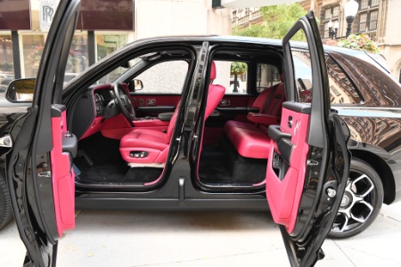 Used 2023 Rolls-Royce Black Badge Cullinan  | Chicago, IL