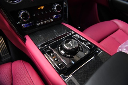 Used 2023 Rolls-Royce Black Badge Cullinan  | Chicago, IL