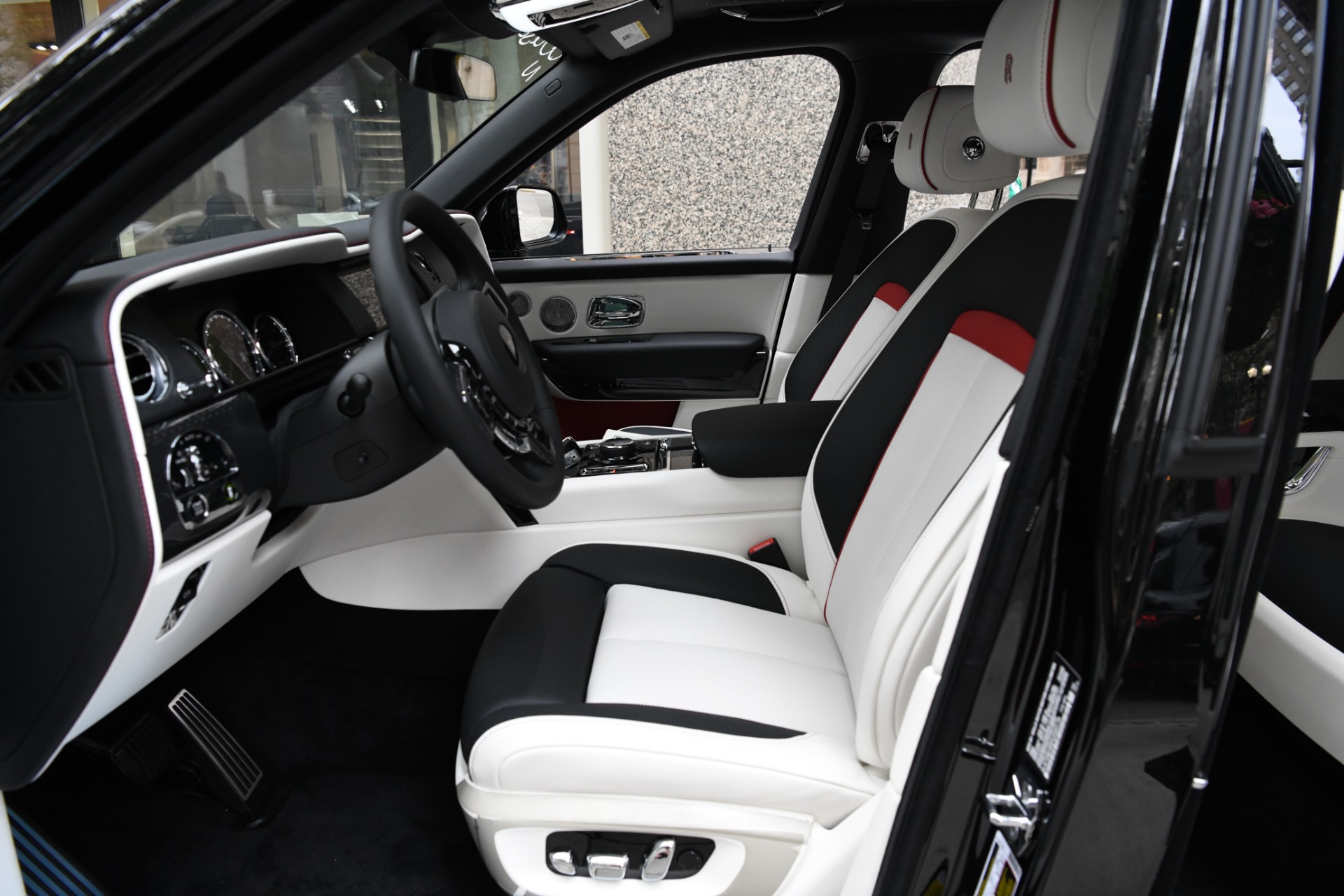 Used 2023 Rolls-Royce Black Badge Cullinan | St. Petersburg, FL