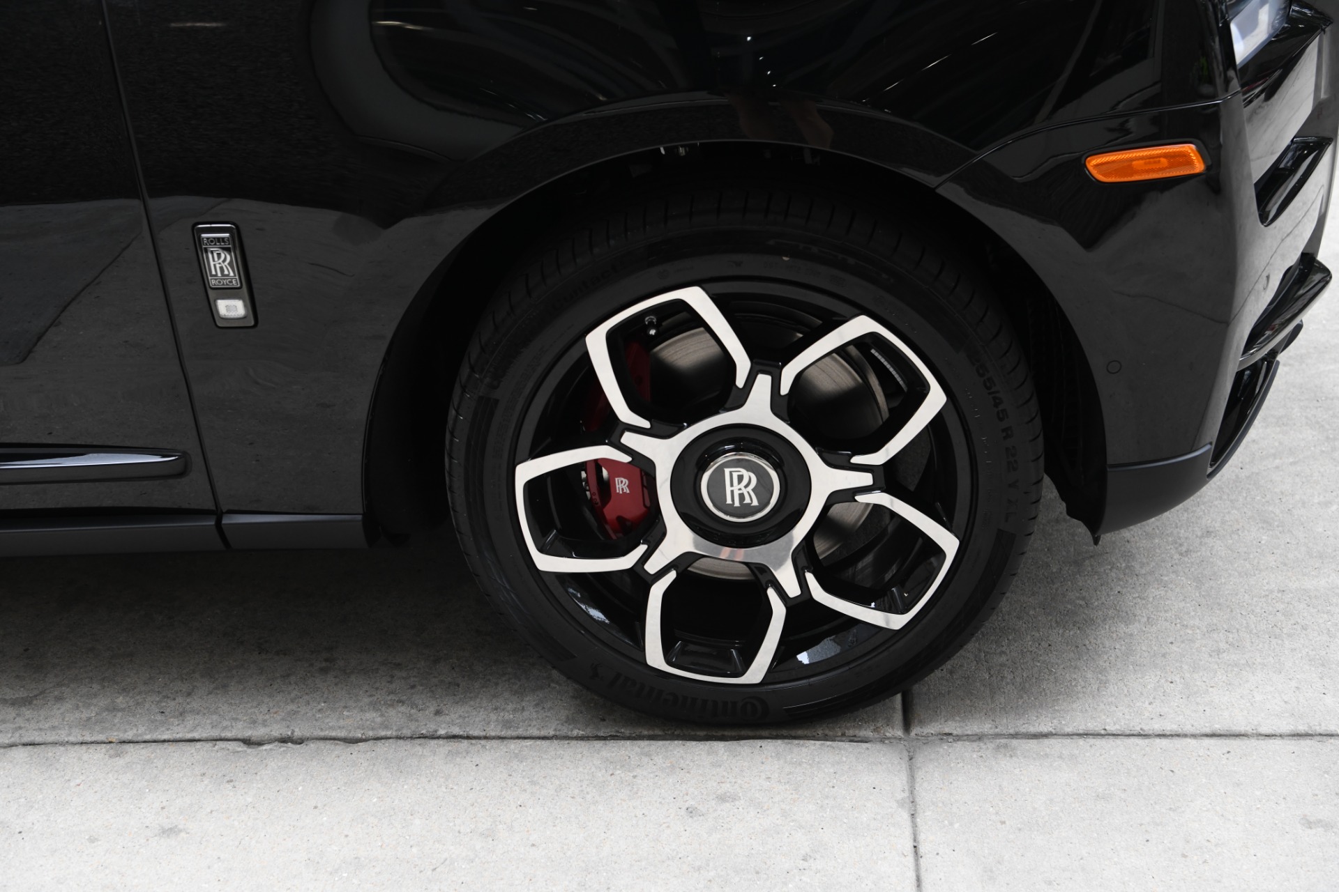 Used 2023 Rolls-Royce Black Badge Cullinan | St. Petersburg, FL