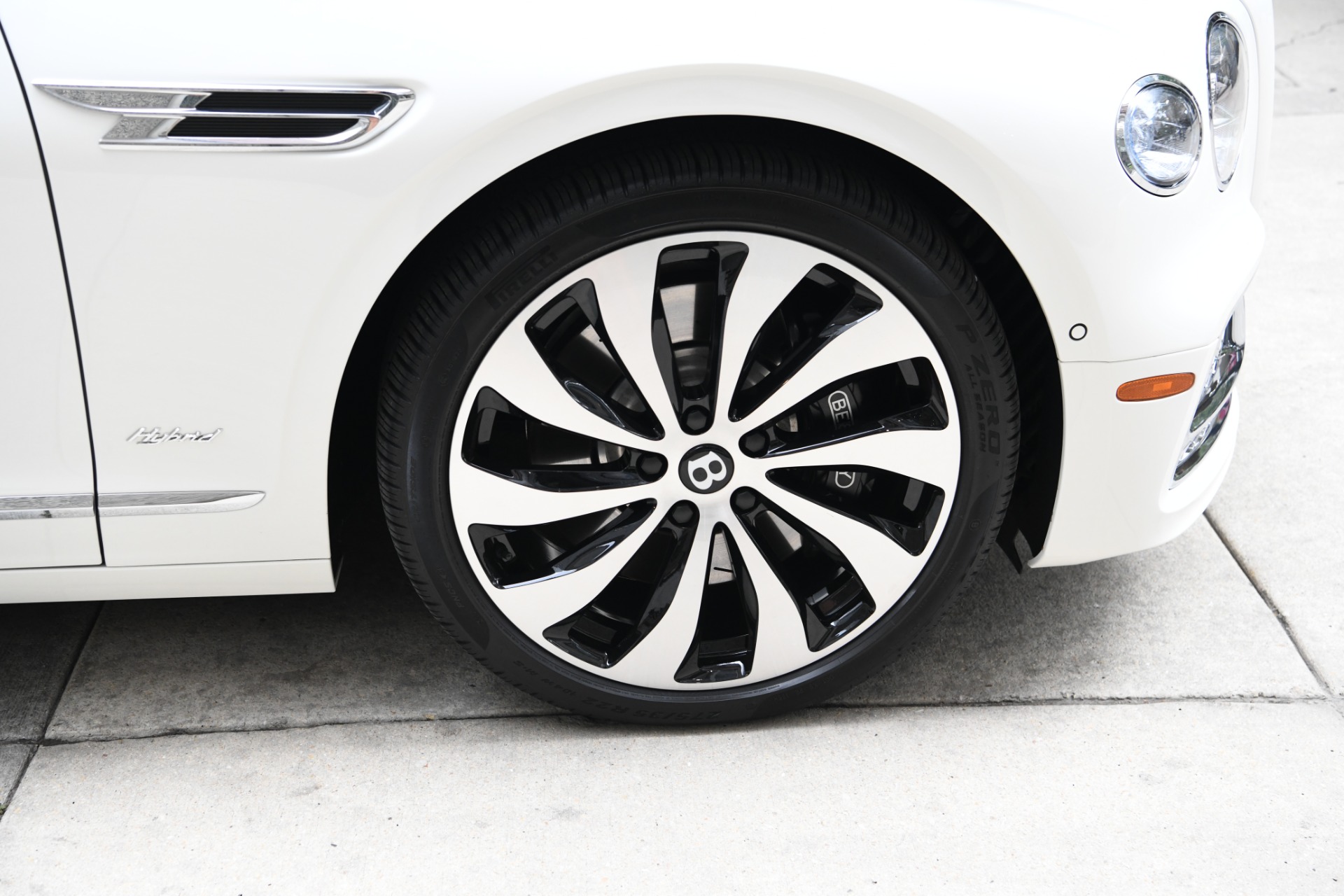 Used 2022 Bentley Flying Spur Hybrid | St. Petersburg, FL