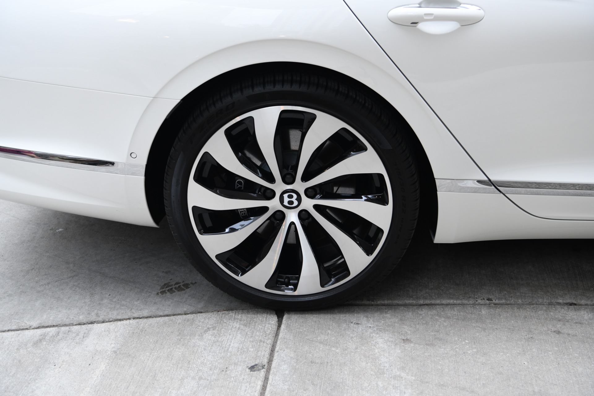 Used 2022 Bentley Flying Spur Hybrid | St. Petersburg, FL