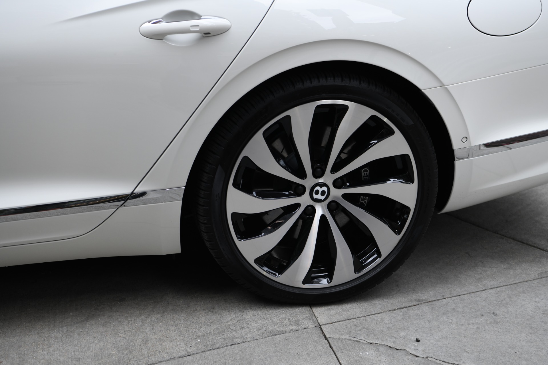 Used 2022 Bentley Flying Spur Hybrid | St. Petersburg, FL