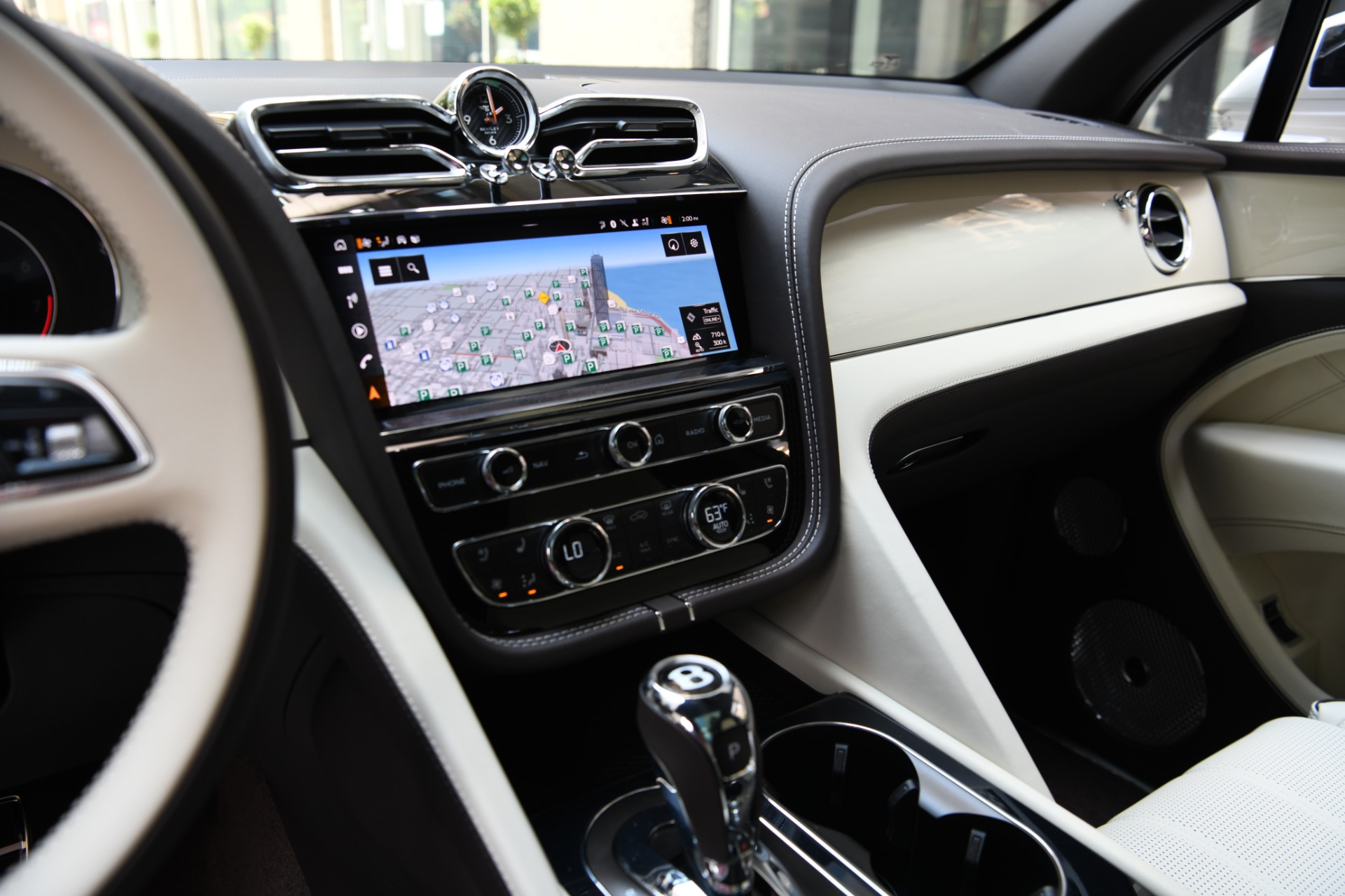 New 2023 Bentley Bentayga Azure EWB V8 | St. Petersburg, FL