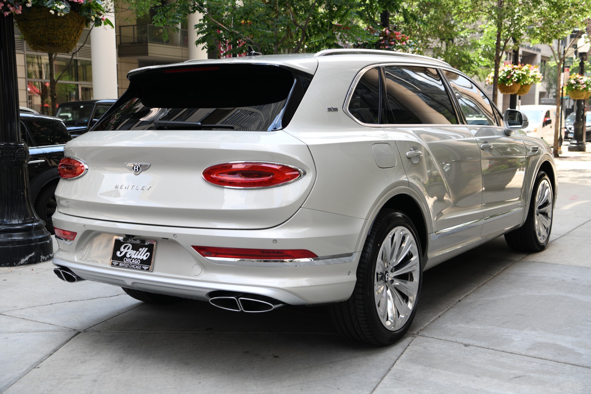 New 2023 Bentley Bentayga Azure EWB V8 | St. Petersburg, FL