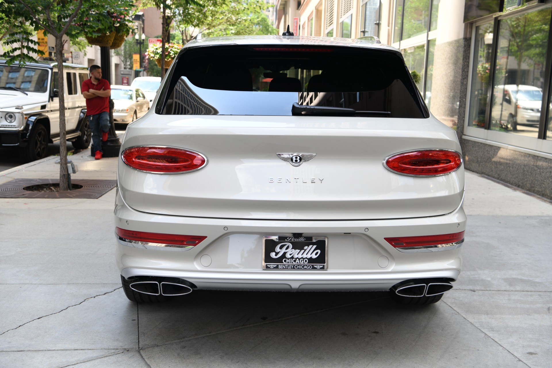 New 2023 Bentley Bentayga Azure EWB V8 | St. Petersburg, FL