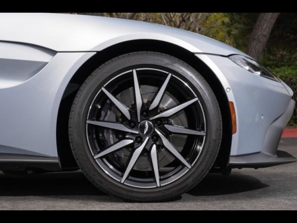 Used 2020 Aston Martin Vantage | St. Petersburg, FL