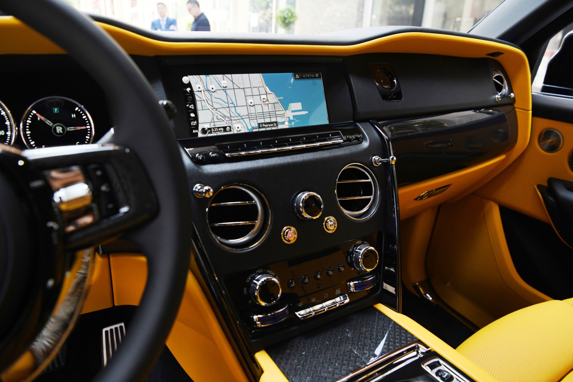 New 2023 Rolls-Royce Black Badge Cullinan | St. Petersburg, FL